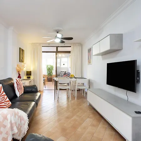 Home2book Cozy Flat Americas Beach, Pool Apartment
